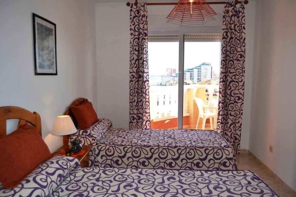 Apartamentos Turisticos Hawaii 6 La Manga Værelse billede